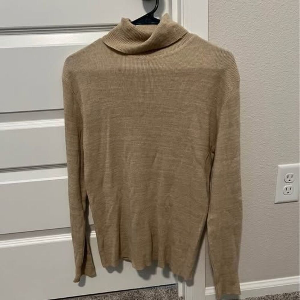 Vintage acrylic turtle neck (women’s large)